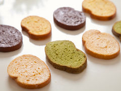 日田駅前お土産ショップ&ニコニコレンタカー日田駅前店@hitaekimae2525X