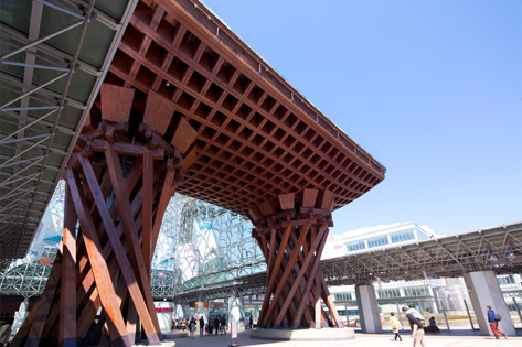 金沢駅の見どころ－金沢で最初に目にするのはテレビで見る景観金沢を観光してみたいかも
