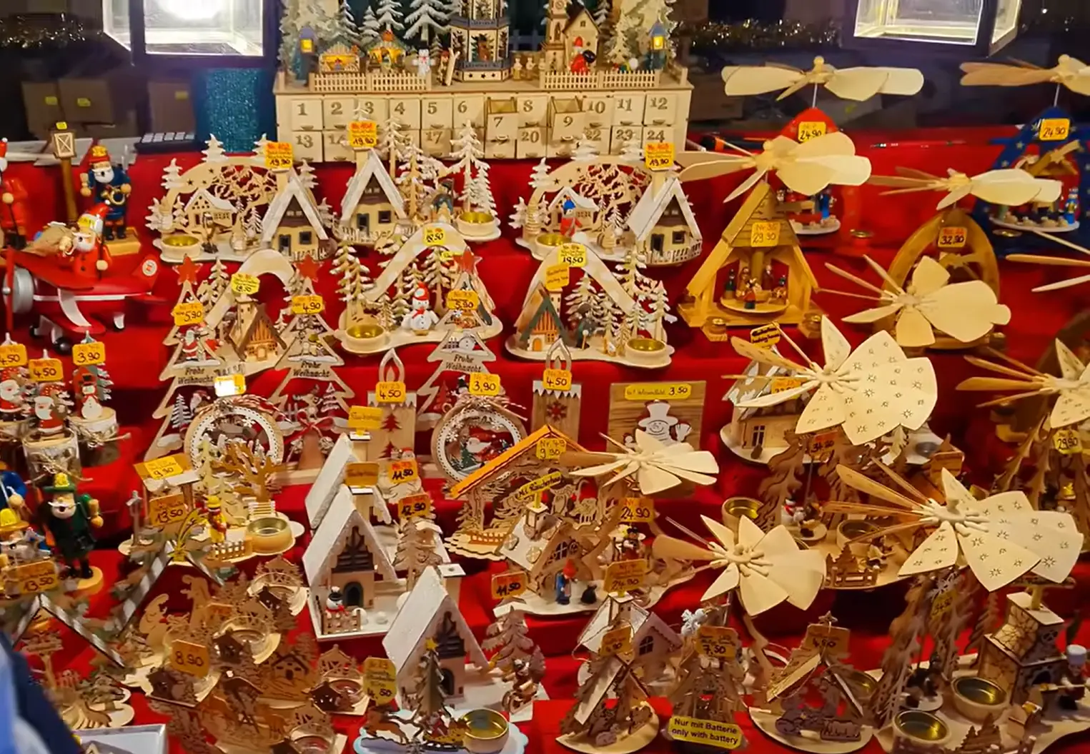 ドイツのクリスマスマーケットの魅力＆人気のクリスマスマーケット5選ISS留学ライフZ会グループの留学エージェント 10万人以上のサポート実績