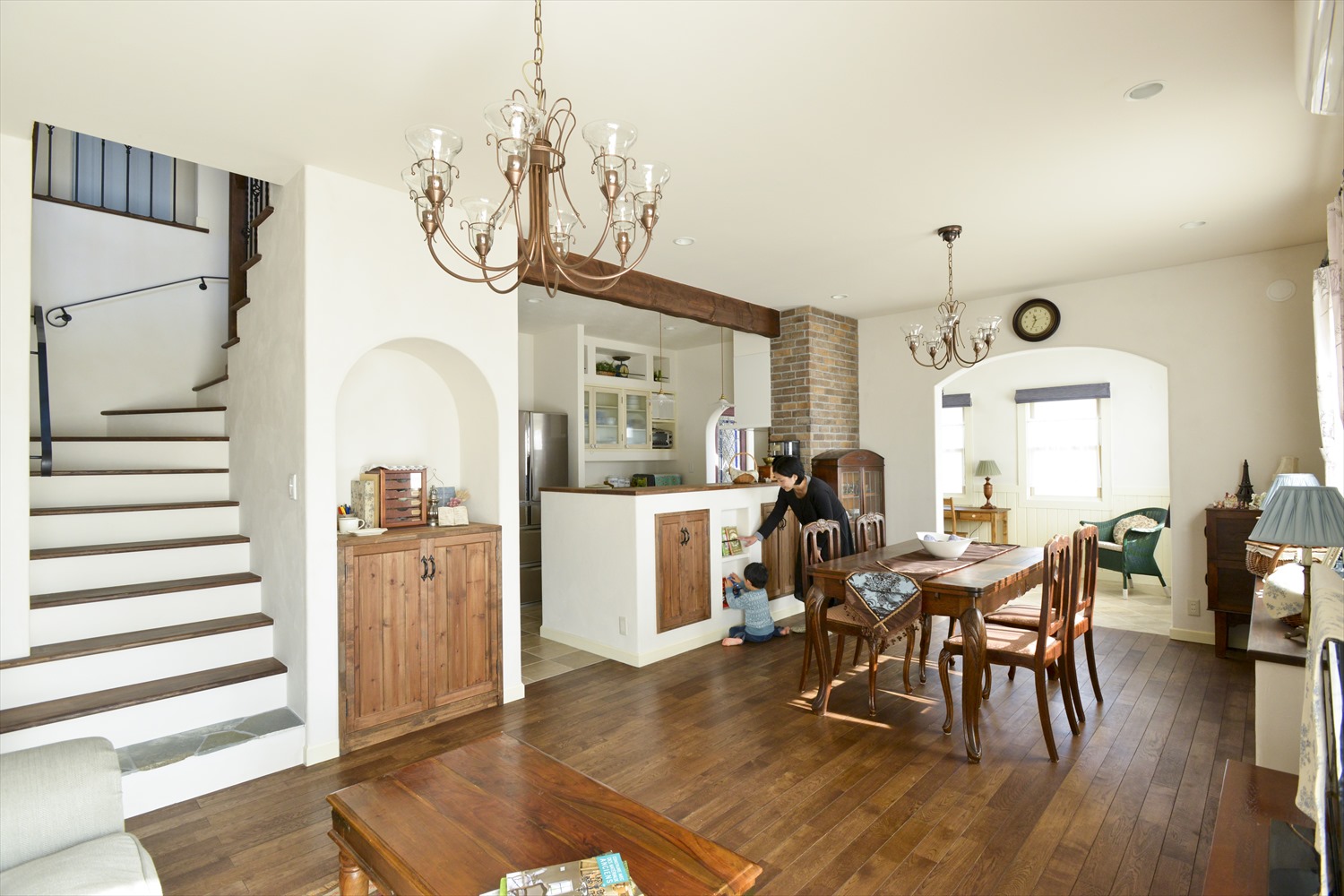 『海外みたいにセンスのある部屋のつくり方』著者・早さんに初心者もできるおしゃれインテリアのコツを聞いてみた！ マンションリノベのエピソードも