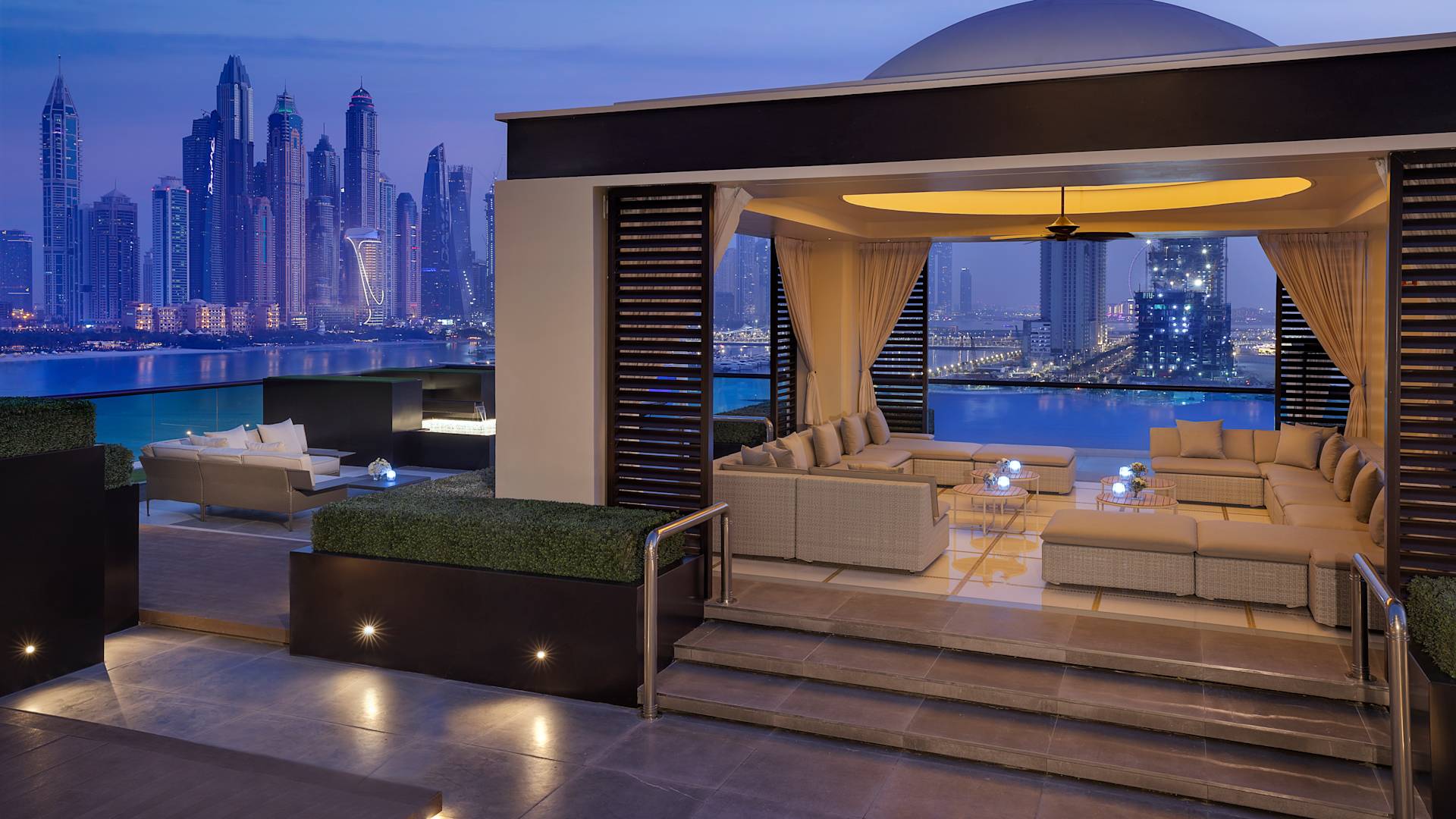 ウォルドルフ アストリア ドバイ-パーム