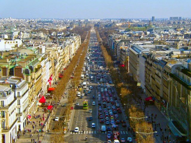 パリの街並み問題から街づくりを考える
