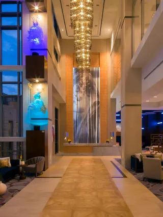 ノーフォーク個人旅行ガイド 2025年 ：おすすめの周辺アクティビティ、人気観光スポット、旅程の計画、宿泊施設、グルメ、交通機関、天気など、旅行に必要な情報が満載 2025年10月更新Trip.com