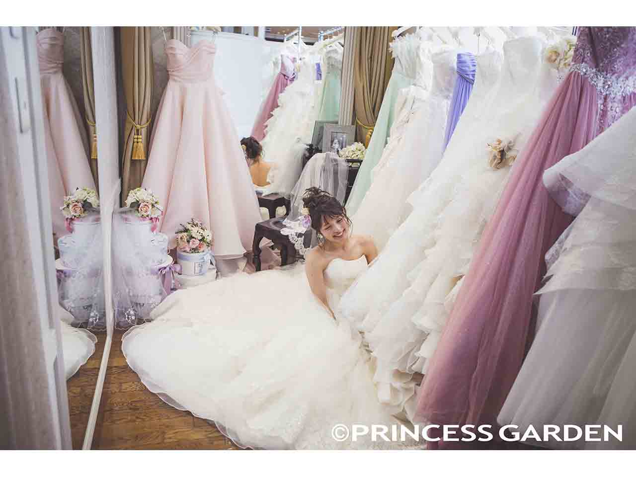 コラボドレスをリリース モリノブライズ衣裳最新ブライダル業界情報なら、専門業界紙発行のブライダル産業新聞社