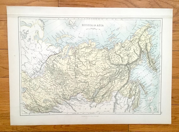 旧・蛸島駅と「奥能登国際芸術祭」の作品展示 珠洲市のとルネ