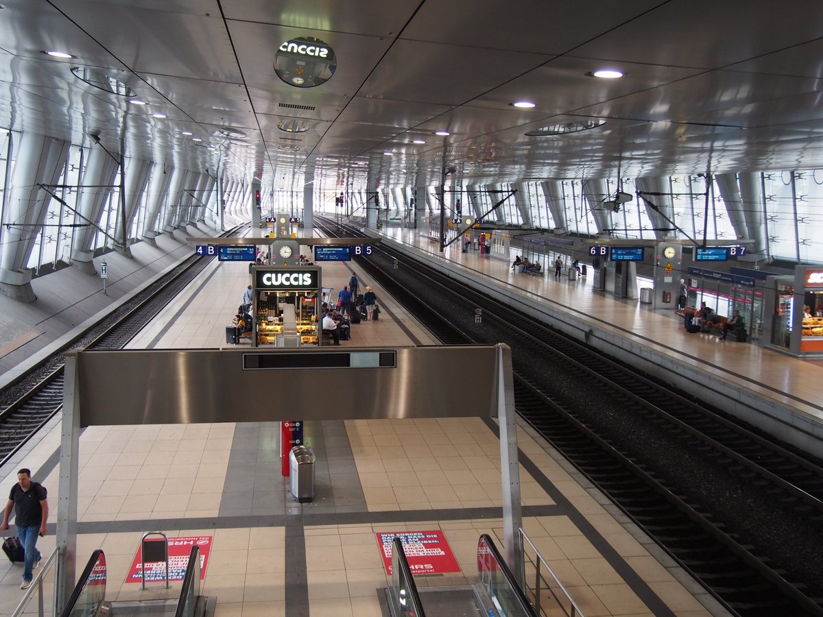 フランクフルト空港 ドイツ の空港マップ：入出国、乗り継ぎ空港案内国際線ANA