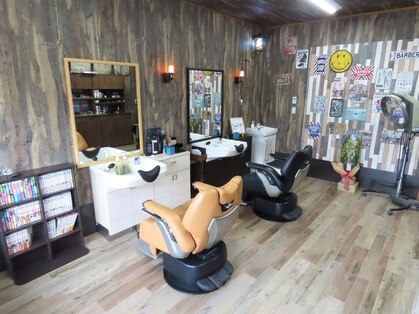 _ 大きなカールでラフパーマスタイル💈 ヘアオイルでウェットにスタイリングして大人の色気をプラス🕺 #熊本#熊本美容室#八代#八代美容室 #メンズパーマ#ラルフカール