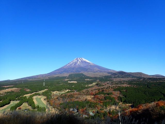 登山道にケルン - No: 3498203写真素材なら「写真AC」無料 フリー