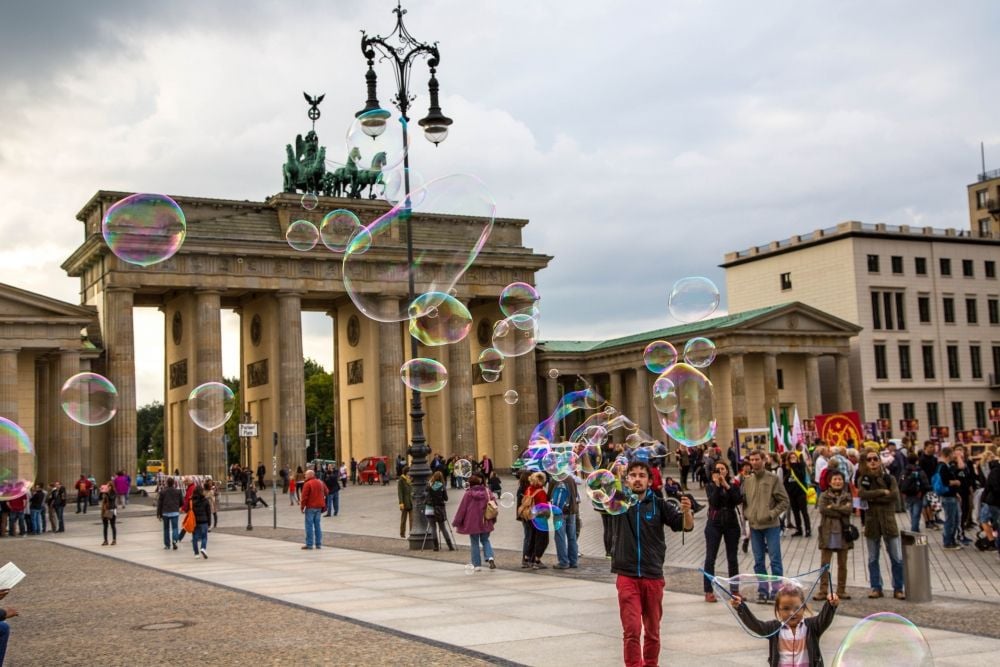 ブランデンブルク門 - ミッテOK!BERLIN ドイツ・ベルリンの生活、観光スポット施設情報