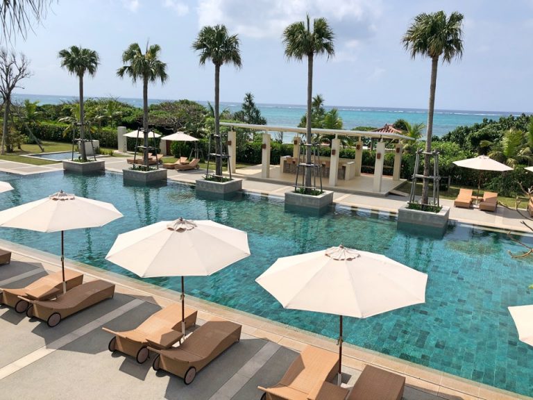 南国のリゾートホテル入り口の写真素材10473418- PIXTA