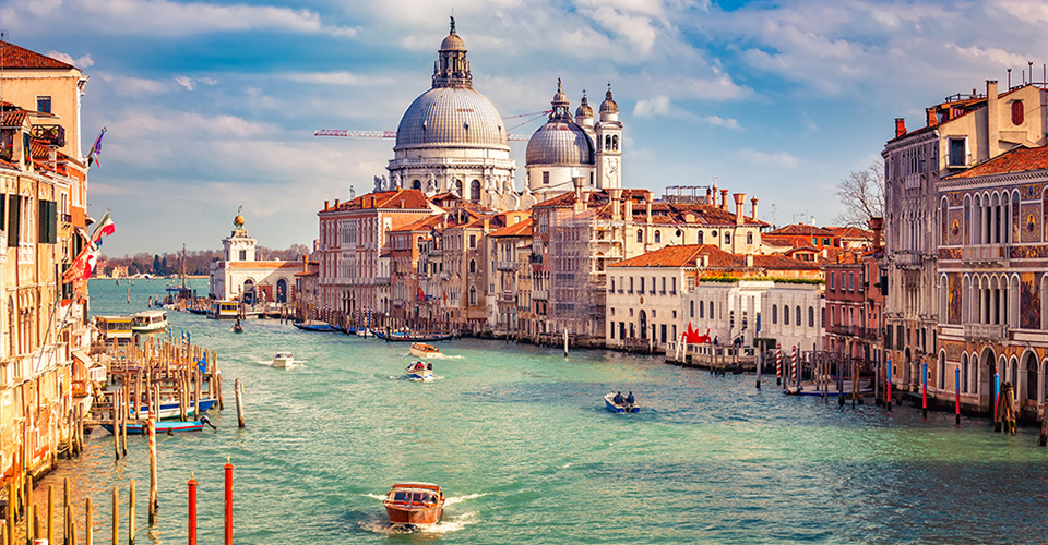 ヴェネツィア・サンタ・ルチア情報と列車チケット予約