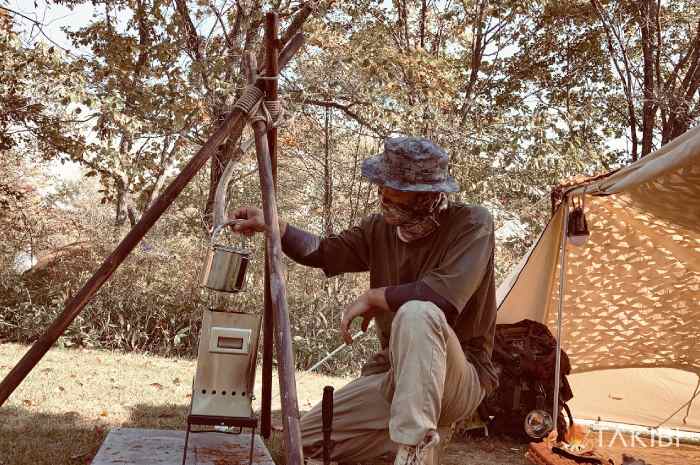 ハンギングラック ランタンスタンド 物干しフック付 ハンガーラック アルミ合金