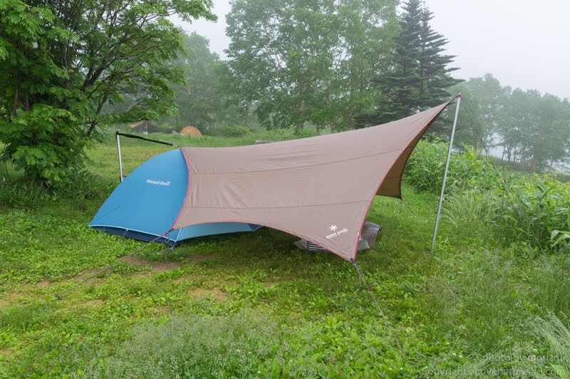 キャンプ初心者がムササビウイング の小川張りに挑戦してみたノライオキャンプ