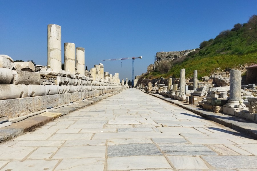 エフェソス遺跡で古代へタイムスリップ！観光ポイント徹底解説ターキッシュ・カルチャークラブ