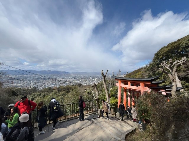 京都 伏見稲荷大社 所要時間やルートは？頂上までの道のりをただの勢いで書きました 後編- 最強のパワースポットはどこか