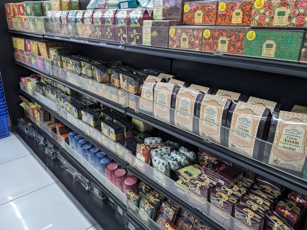 ニューデリー空港 お土産TikTok