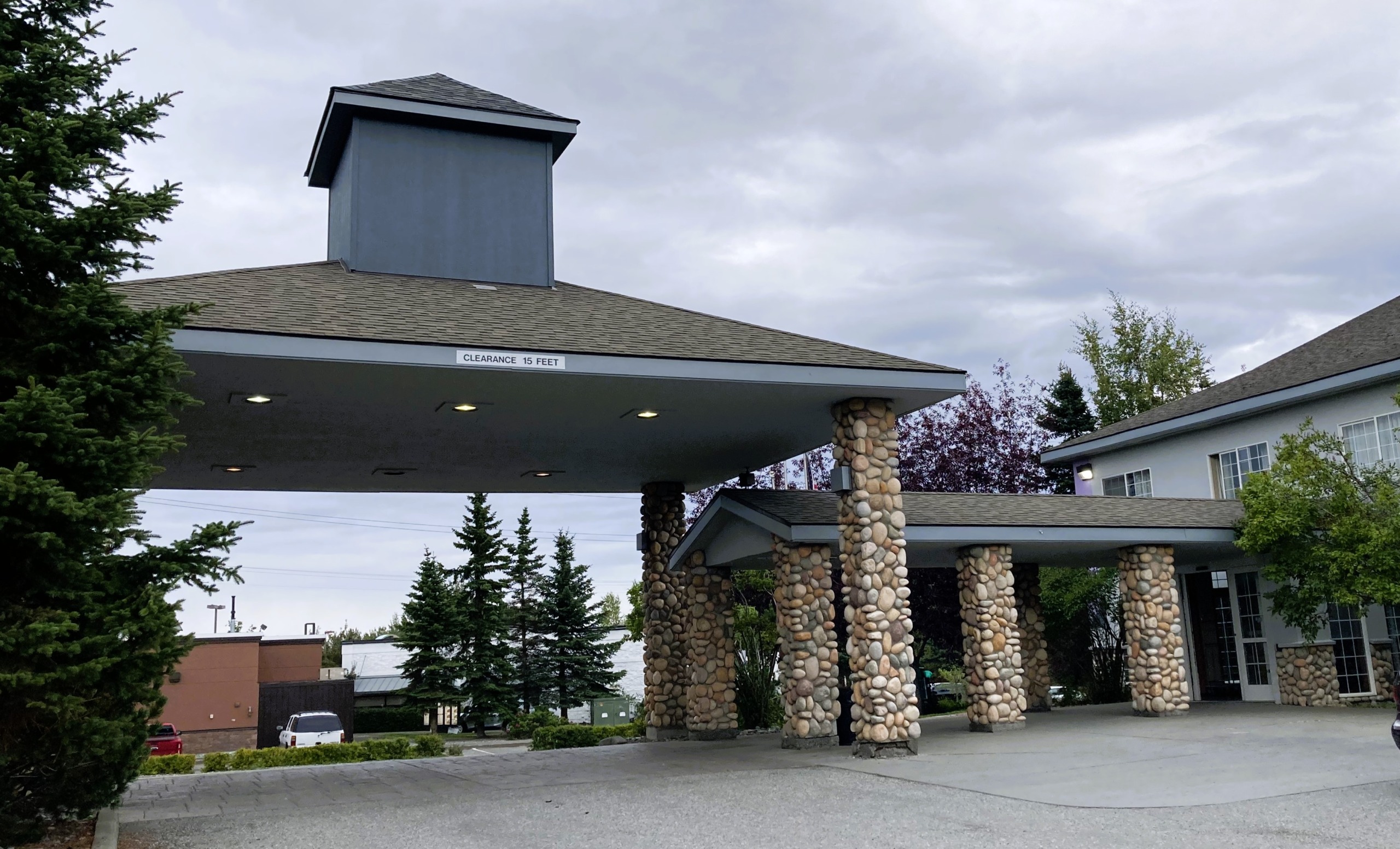 10 “後ろめたい”気持ちにさせない山小屋 –