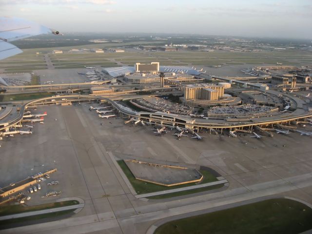 660点を超えるダラスフォートワース空港のストックフォト、写真、そしてロイヤリティフリーの画像 - iStock