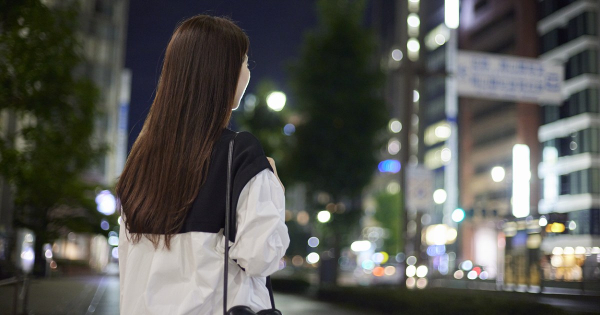 写真](2ページ目)鶴見の産業道路にある「ポツンと一軒そば屋」は、労働者のオアシスのような存在だった | 文春オンライン