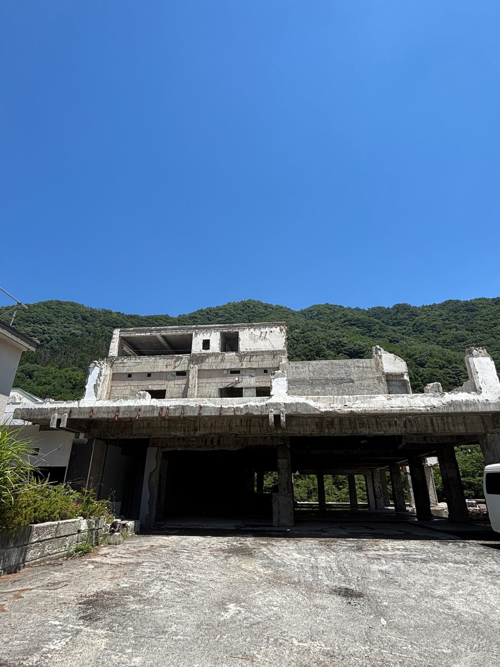 水上温泉郷を散策してみた。廃墟群になっていた・マツダ CX-8 Proactive と一緒に☆