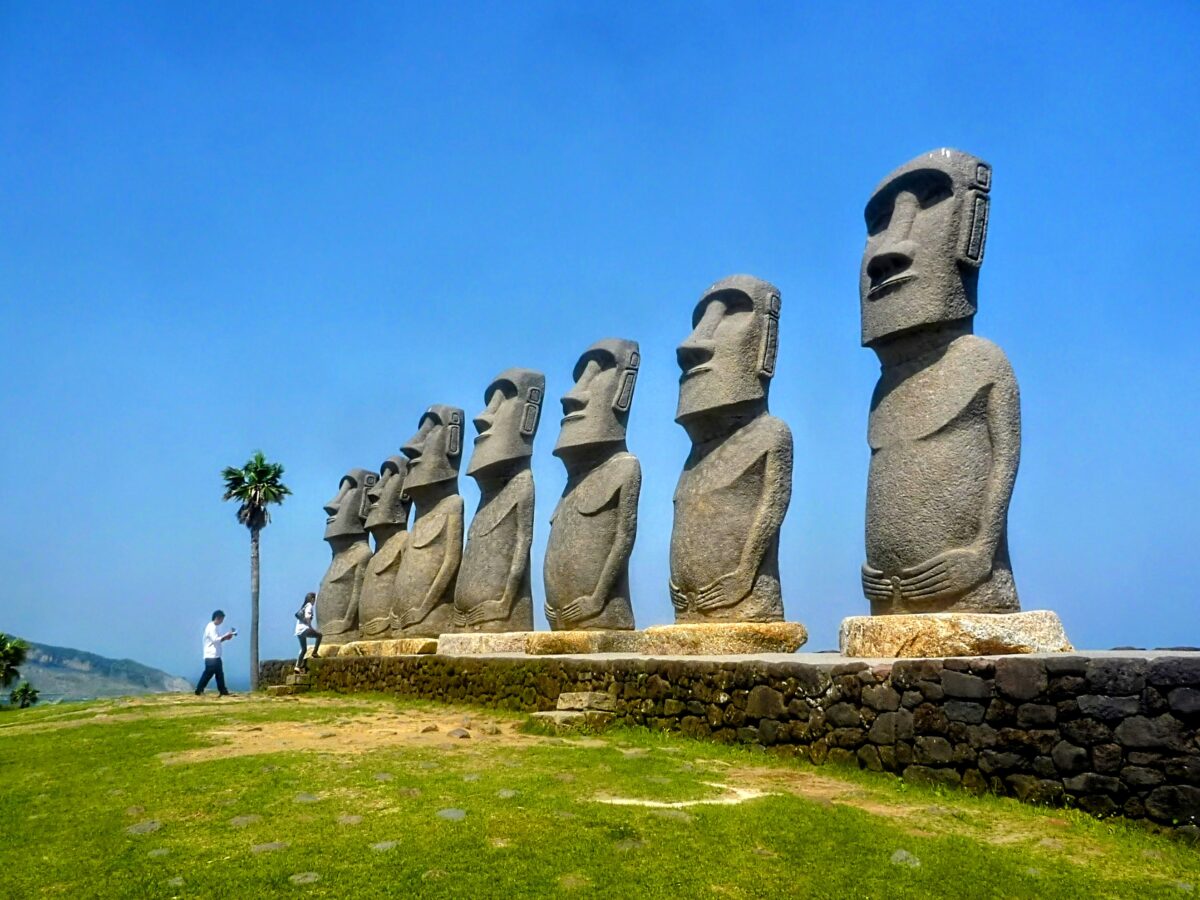 沖縄には模合という変わった習慣がある モアイはお金を助け合う文化！ - 貧乏サラリーマンの雑記ブログ