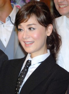 大地真央も大胆露出！豪華女優陣6名がボンデージ姿で松本人志監督最新作に登場(画像2/4) | 最新の映画ニュースならMOVIE WALKER