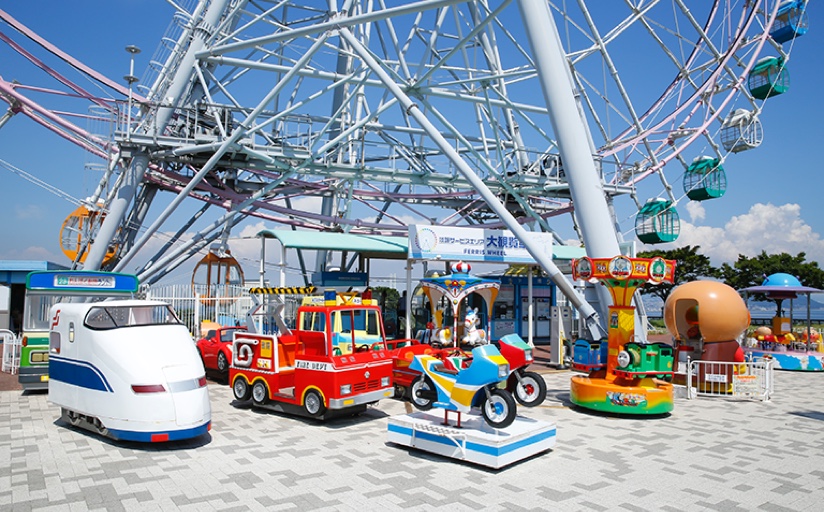 兵庫・淡路の大観覧車があるサービスエリアとニジゲンノモリ