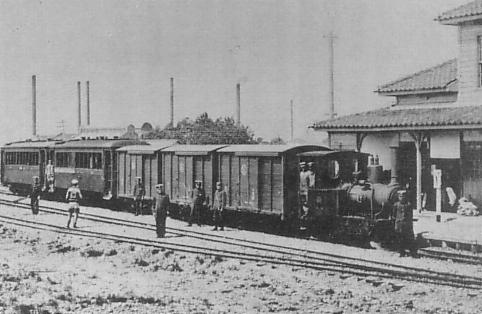 信越本線・高田駅