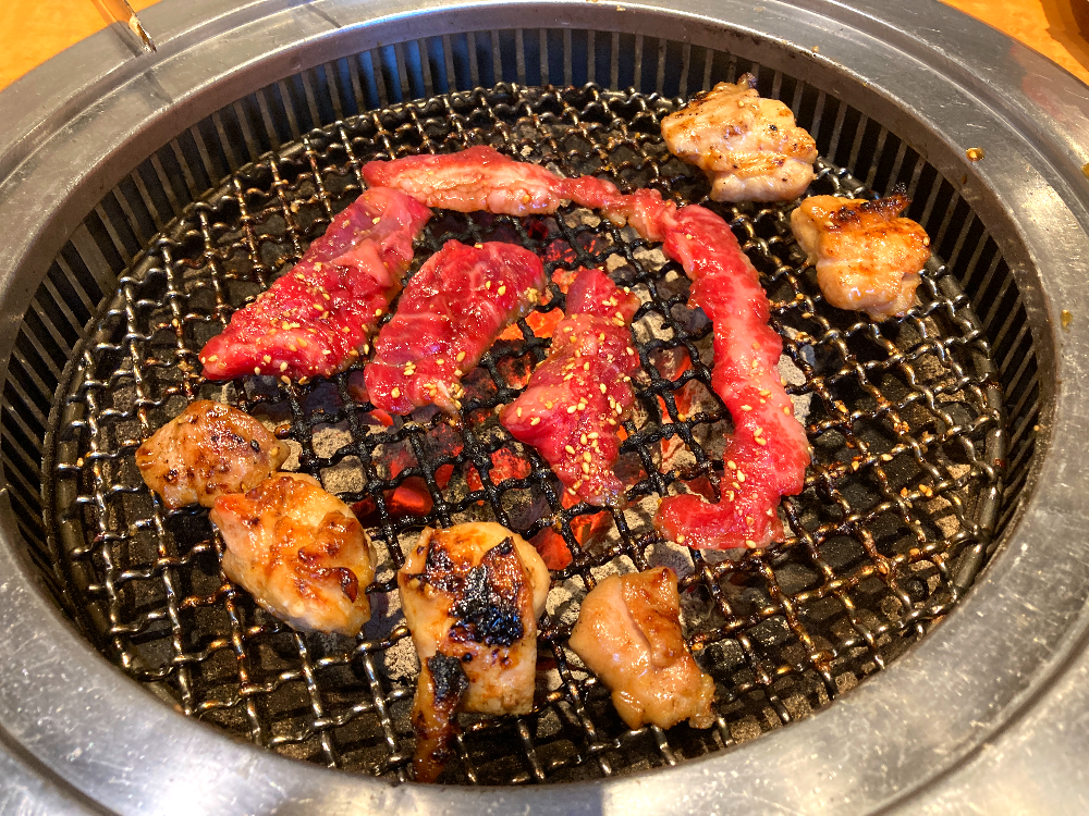 炭火焼肉ざんまい 厚木店(神奈川県厚木市恩名/焼肉店) -