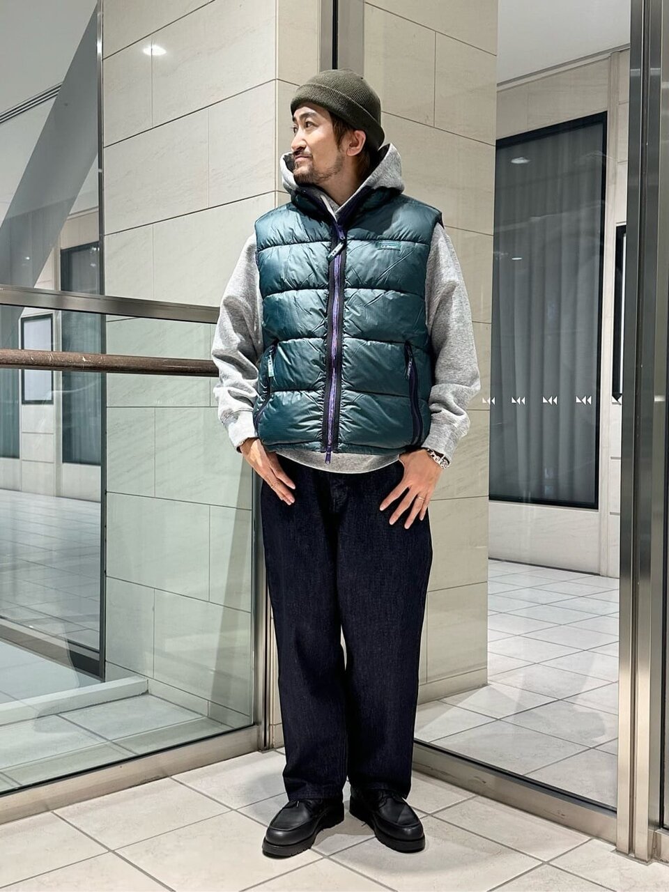 メンズ キャンプの服装どうする？着こなしのポイントとおすすめコーデ23選 -