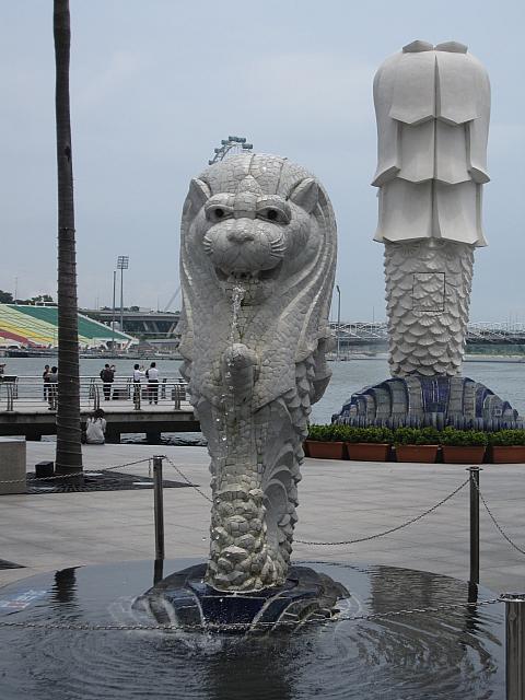 マーライオンとは？歴史・伝説から最新の状況までもこす＠シンガポール