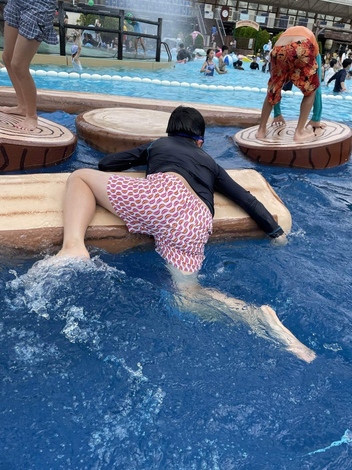 東京サマーランドの口コミ 水着のままでアトラクションも乗アソビュ