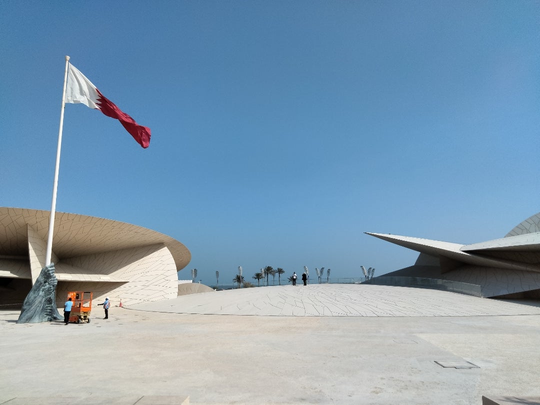 カタールのドーハに有る『砂漠の薔薇』 カタール国立博物館カタール国立博物館砂漠の薔薇ジャンヌーベルカタールドーハ