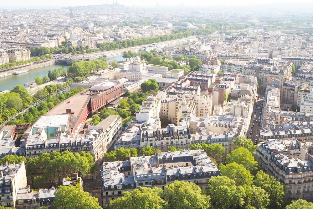 エッフェル塔の入場料、事前予約チケットやライトアップ・写真スポットなどの見どころ情報ガイド – Jams Paris