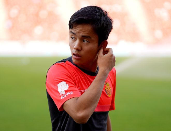 肋骨へのパンチに苦しめられた」久保建英が相手の暴力的なプレーの被害者に バスク紙は“審判も協力”と猛批判！「クボだけが輝いた」と評価する声もTHE DIGEST