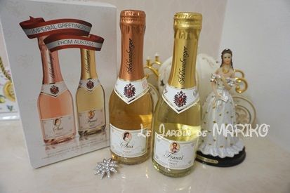 先日新たにリクエストをいただき、 シシィグッズ 第3弾の販売を開始しました🪭