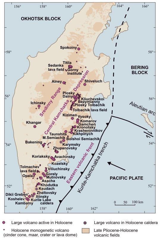 オホーツク海、灰色の政治地図。カムチャッカ半島、千島列島、北海道、サハリン、シベリアの間に位置する北太平洋の辺縁海。のイラスト素材・ベクターImage 207968930