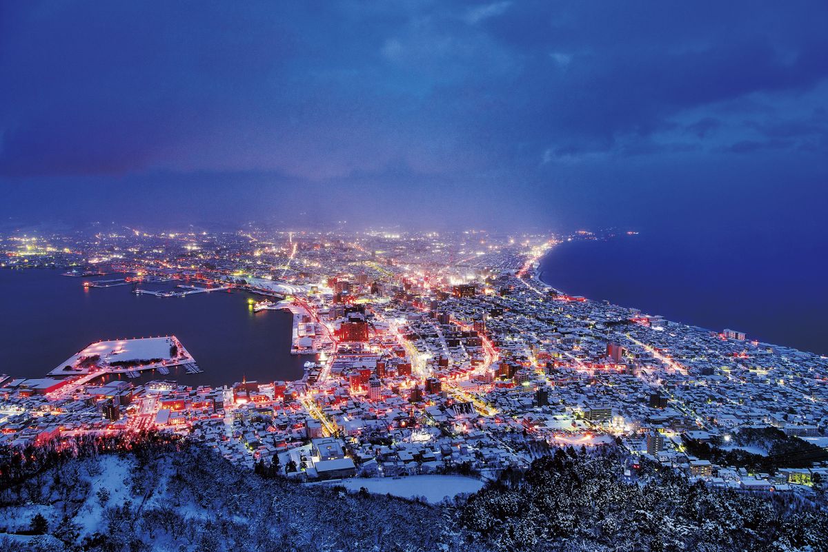 皆さんどうも 今回の函館風景写真は🌃函館山夜景🌃撮影日2021.5.6 私の夜景撮影の条件とは! どんなに古いデジカメや一眼レフカメラ
