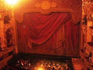 150周年を迎えたパリ・オペラ座 ガルニエ宮 。建物や芸術も見どころ満載、その豪華絢爛ぶりを堪能してきた住まいの本当と今を伝える情報サイト