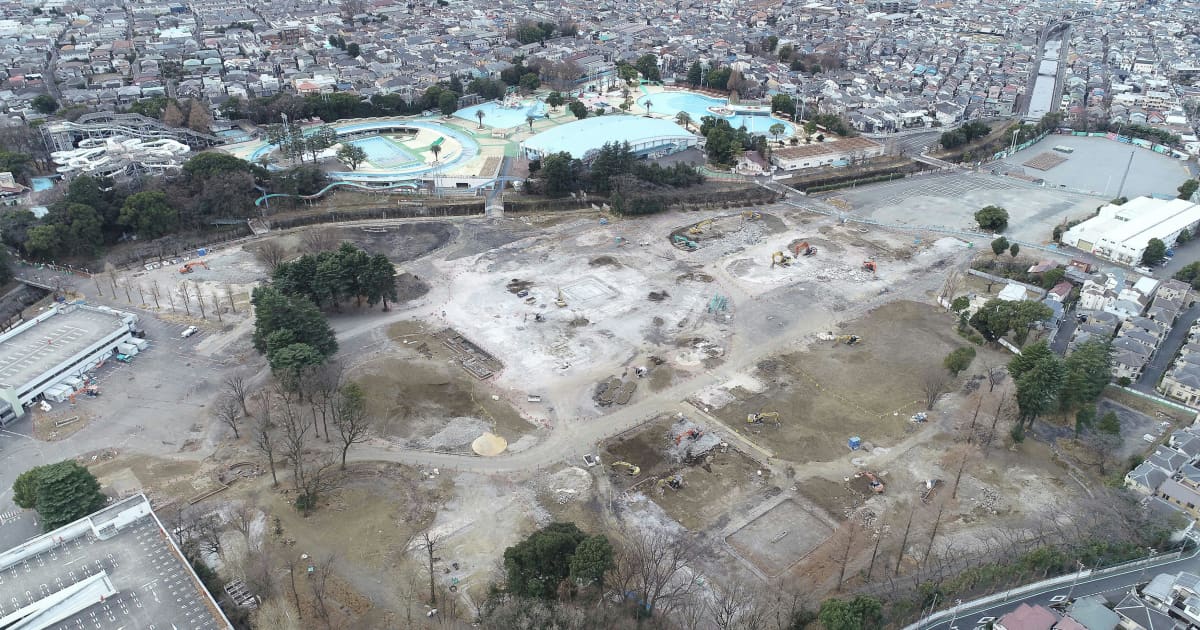 としまえん解体 21.10.16正門解体迫る打ち上げ花火