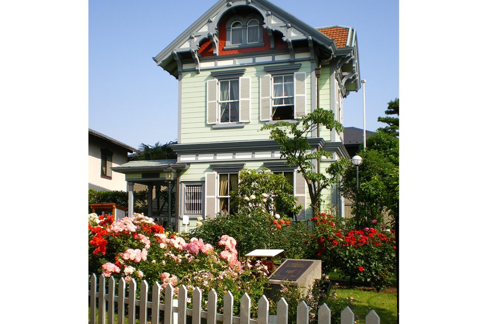 人気順 横浜山手西洋館 花と器のハーモニー 近くのおすすめ駐車場『50件』お気に入り保存されています特Pとくぴー