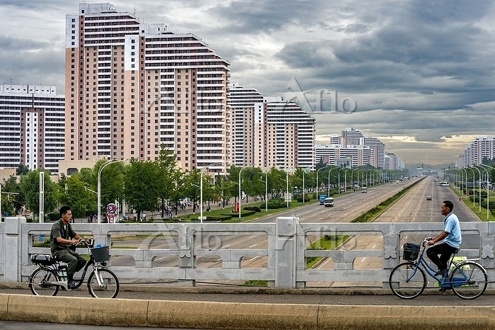 平壌の街並み - 人物なしのストックフォトや画像を多数ご用意 -