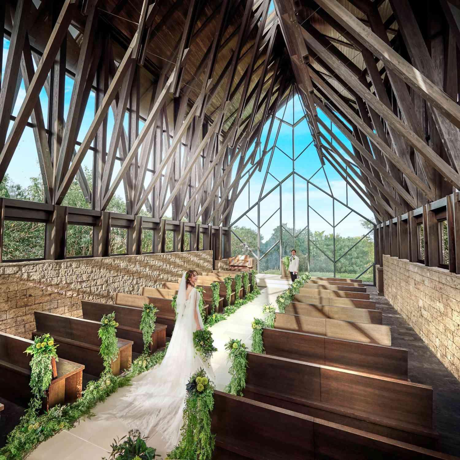 ラヴィマーナ神戸🍁9月～10月ご予約受付中🍁グランピングリゾート ラヴィマーナ神戸では 9月～10月のご予約を受付中でございます✨気温が落ち着いてくる秋に🍁 グランピングはいかかでしょうか