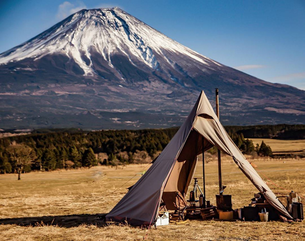 ダブルティピーテント♡ 5月はティピー村作りたいなぁ♡🏕 ⁡女子会能勢キャンプ場初心者キャンプ映え映え写真camp女子