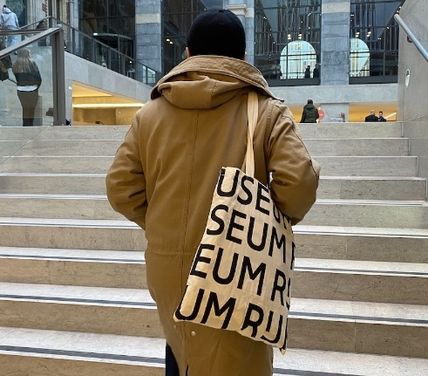 アムステルダム市立美術館のエコバッグ。LEE