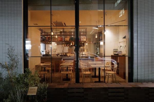 ☆ 茅場町カフェ ☆ ホテルK5に併設されているカフェが、 リニューアルオープンしたので