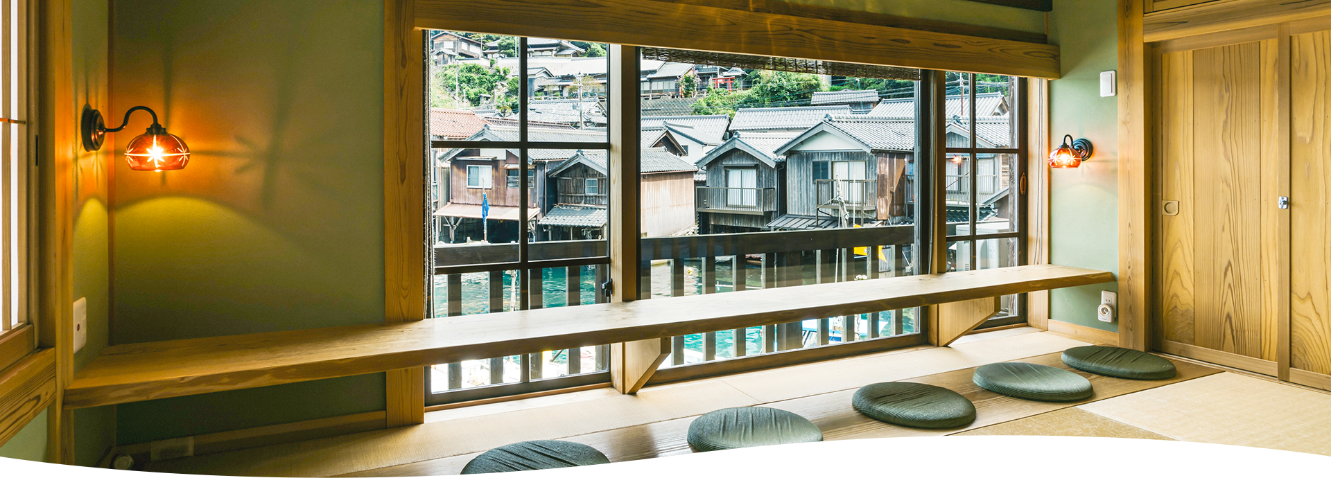 京都・伊根の舟屋に泊まる。一棟貸しの宿3選 - Premium Japan