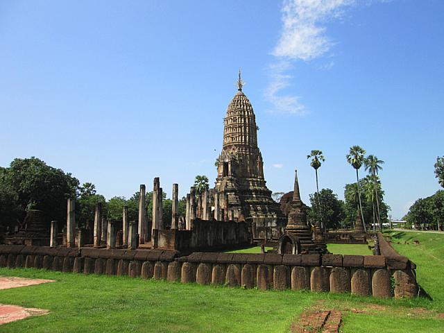 ⁡, ⋰, アユタヤ遺跡群から,