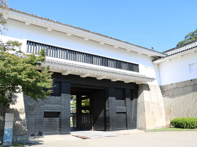 飛田新地の廃屋「満すみ」が語る飛田遊廓の記憶 昭和初期の遊廓建築の痕跡を15枚の写真で振り返る（前編）(3/3) | JBpress