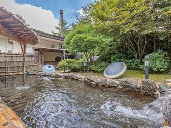 みなさんこんにちは♪ いろりの宿 芦名です😊